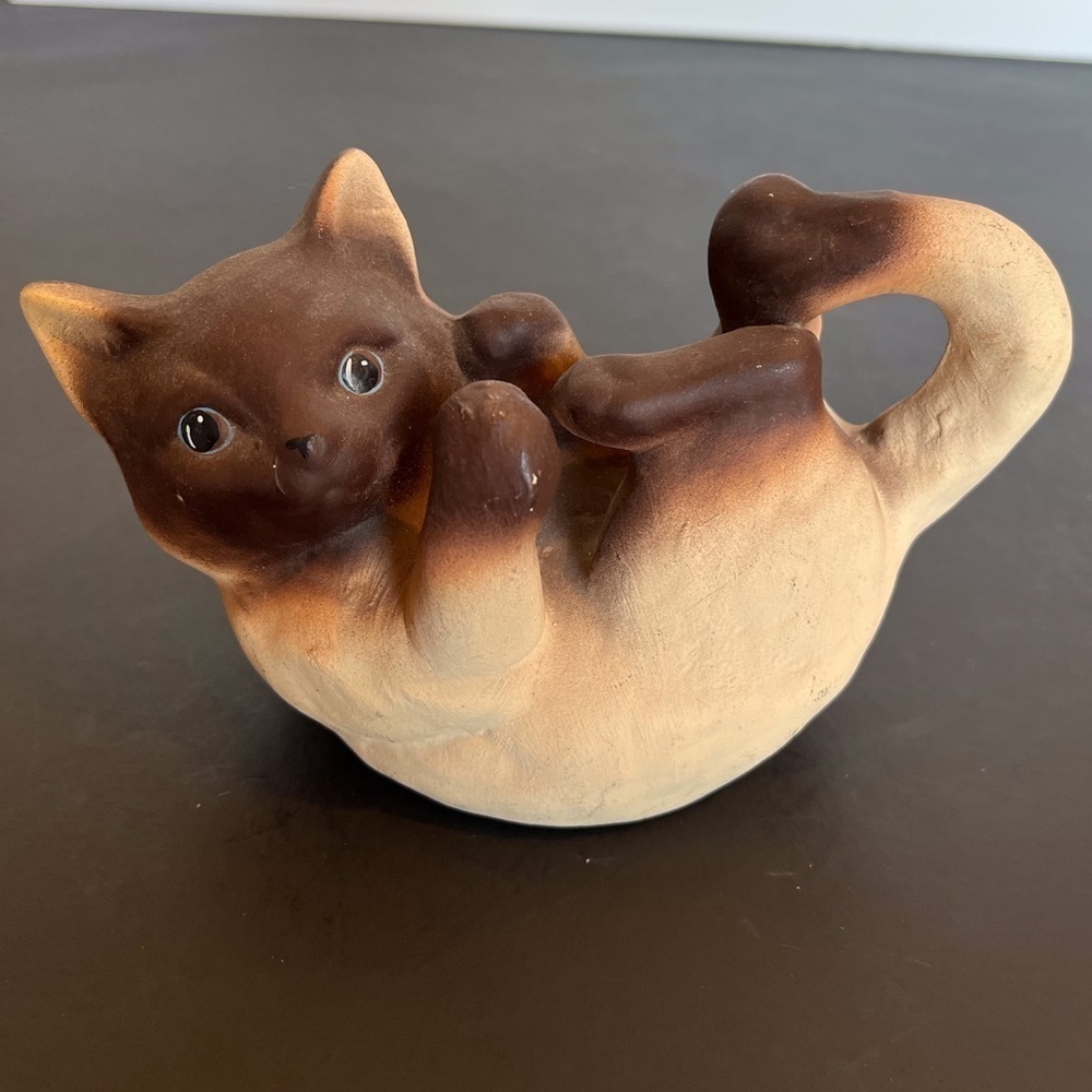 Ceramic Persian Kitten Figurine